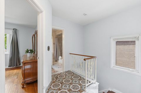 Photo 21 at 33 Robindale Avenue, Alderwood, Toronto
