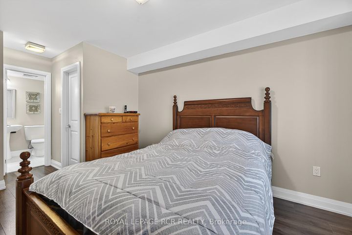 Photo 24 at 138 - 326 John Street, Willowbrook, Markham