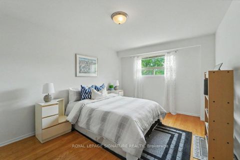 Photo 17 at 71 Yatesbury Road, Steeles, Toronto