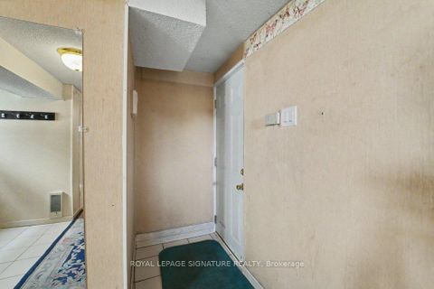 Photo 19 at 71 Yatesbury Road, Steeles, Toronto