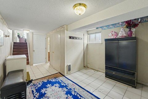 Photo 20 at 71 Yatesbury Road, Steeles, Toronto