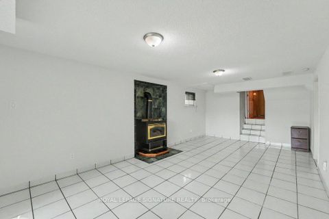 Photo 24 at 71 Yatesbury Road, Steeles, Toronto