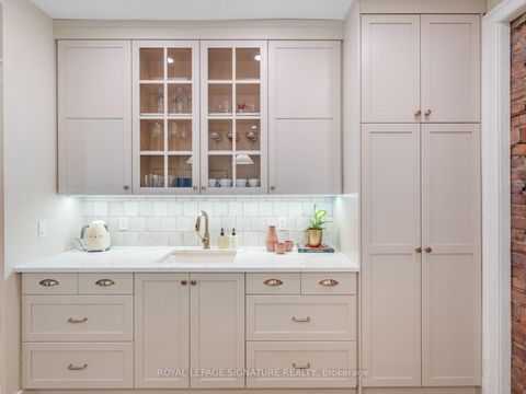 Photo 15 at 121 Ivy Avenue, South Riverdale, Toronto