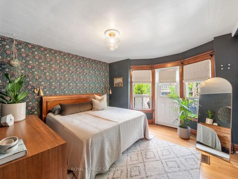 Photo 19 at 121 Ivy Avenue, South Riverdale, Toronto