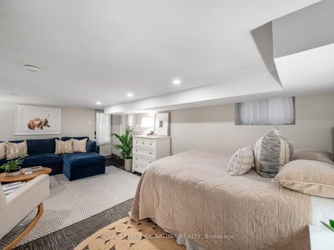 Photo 32 at 121 Ivy Avenue, South Riverdale, Toronto