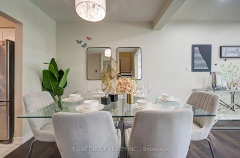 Photo 9 at 94 - 6 Esterbrooke Avenue, Don Valley Village, Toronto