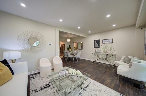 Photo 15 at 94 - 6 Esterbrooke Avenue, Don Valley Village, Toronto