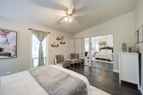 Photo 25 at 94 - 6 Esterbrooke Avenue, Don Valley Village, Toronto