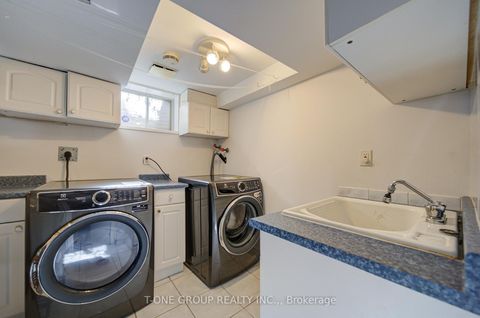 Photo 26 at 94 - 6 Esterbrooke Avenue, Don Valley Village, Toronto