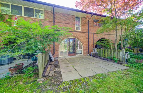 Photo 39 at 94 - 6 Esterbrooke Avenue, Don Valley Village, Toronto