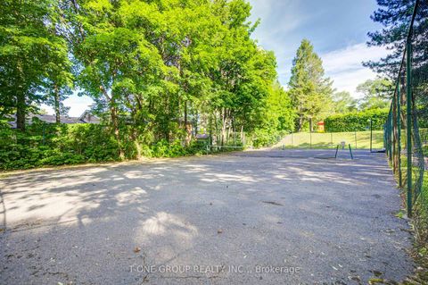Photo 40 at 94 - 6 Esterbrooke Avenue, Don Valley Village, Toronto