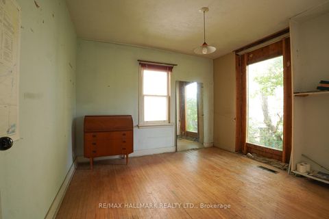 Photo 7 at 63 Highview Avenue, Cliffside, Toronto