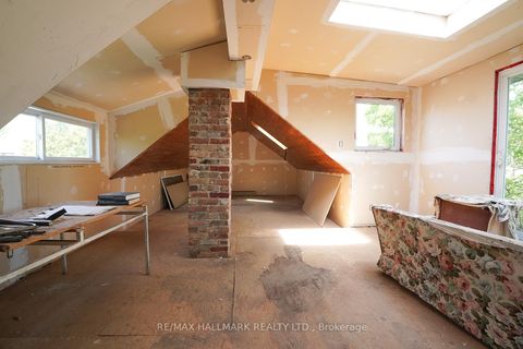 Photo 9 at 63 Highview Avenue, Cliffside, Toronto