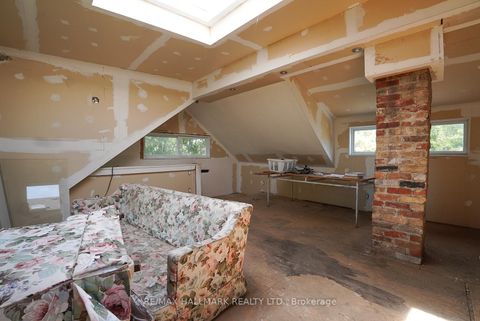 Photo 11 at 63 Highview Avenue, Cliffside, Toronto
