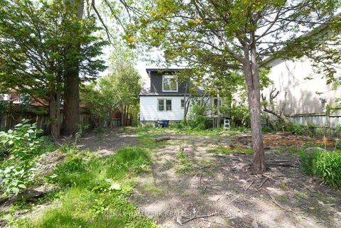 Photo 13 at 63 Highview Avenue, Cliffside, Toronto