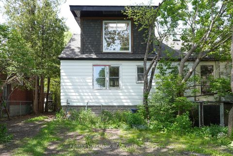 Photo 14 at 63 Highview Avenue, Cliffside, Toronto