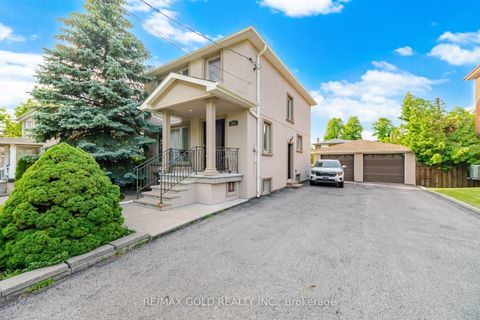 Photo 1 at 352 Maple Leaf Drive, Maple Leaf, Toronto