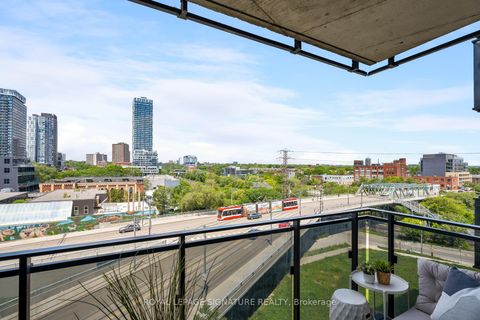 Photo 7 at 601 - 51 Trolley Crescent, Moss Park, Toronto