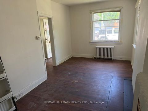 Photo 5 at 73 Hocken Avenue, Wychwood, Toronto
