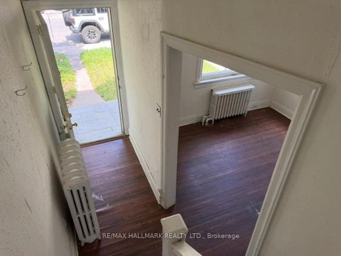 Photo 12 at 73 Hocken Avenue, Wychwood, Toronto