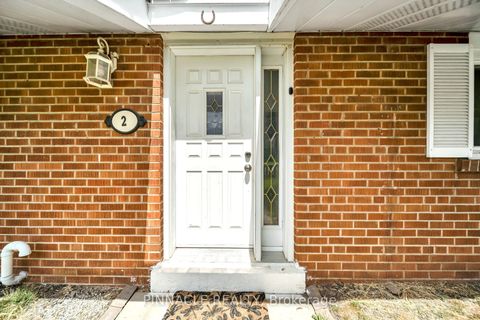 Photo 2 at 2 Ladysbridge Drive, Morningside, Toronto