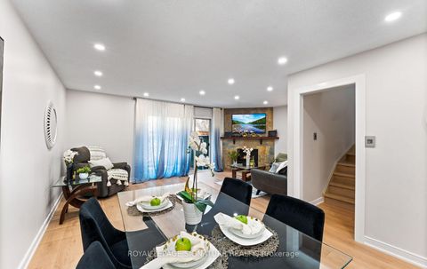 Photo 8 at 91 - 270 Timberbank Boulevard, L'Amoreaux, Toronto