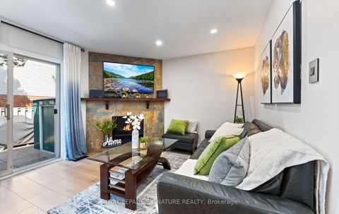 Photo 12 at 91 - 270 Timberbank Boulevard, L'Amoreaux, Toronto