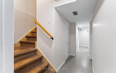 Photo 35 at 91 - 270 Timberbank Boulevard, L'Amoreaux, Toronto