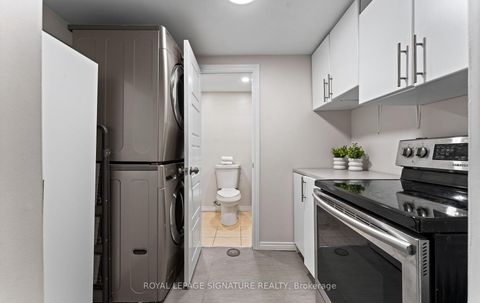 Photo 39 at 91 - 270 Timberbank Boulevard, L'Amoreaux, Toronto