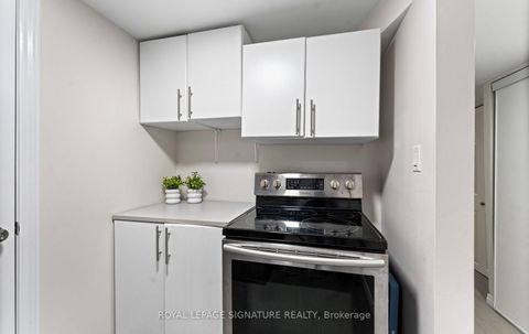Photo 41 at 91 - 270 Timberbank Boulevard, L'Amoreaux, Toronto