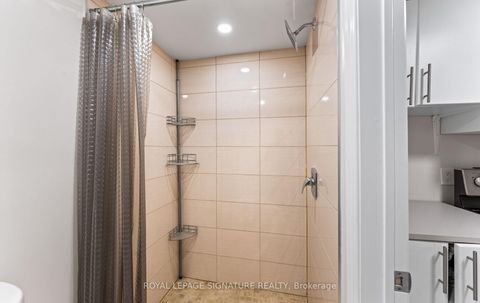 Photo 44 at 91 - 270 Timberbank Boulevard, L'Amoreaux, Toronto