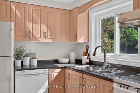 Photo 24 at 38 Rusty Crestway, Don Valley Village, Toronto