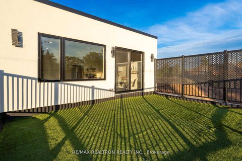 Photo 15 at 33 Landour Avenue, Eglinton West, Toronto