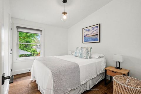 Photo 21 at 25 Brougham Crescent, The Westway, Toronto