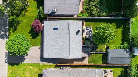 Photo 35 at 25 Brougham Crescent, The Westway, Toronto