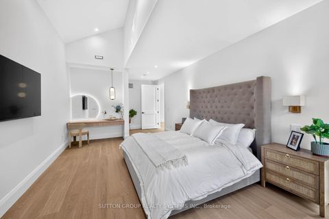 Photo 19 at 272 Renforth Drive, Markland Wood, Toronto