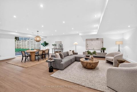 Photo 38 at 272 Renforth Drive, Markland Wood, Toronto