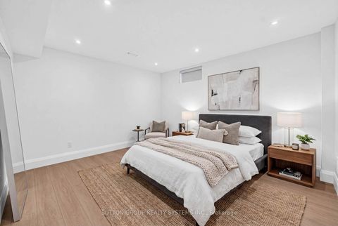 Photo 42 at 272 Renforth Drive, Markland Wood, Toronto