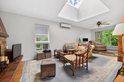 Photo 2 at 23 Ashbourne Drive, City Centre West, Toronto