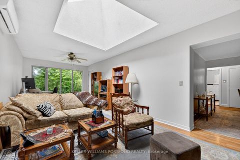 Photo 3 at 23 Ashbourne Drive, City Centre West, Toronto