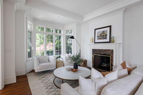 Photo 5 at 7 Strathgowan Crescent, Lawrence Park South, Toronto