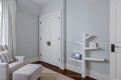 Photo 37 at 7 Strathgowan Crescent, Lawrence Park South, Toronto