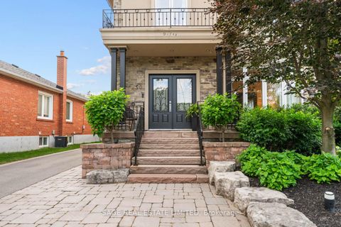 Photo 2 at 50 Northampton Drive, City Centre West, Toronto