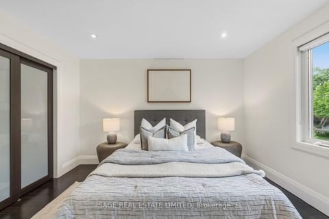Photo 17 at 50 Northampton Drive, City Centre West, Toronto