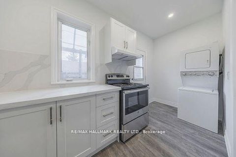 Photo 5 at 185 Laughton Avenue, Pellam Park, Toronto