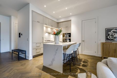 Photo 5 at 312 - 455 Wellington Street W, Waterfront Communities C1, Toronto