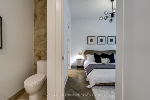 Photo 17 at 312 - 455 Wellington Street W, Waterfront Communities C1, Toronto