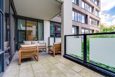 Photo 32 at 312 - 455 Wellington Street W, Waterfront Communities C1, Toronto