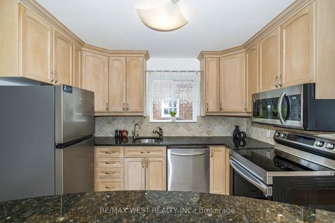 Photo 14 at 26 Parkland Road, Cliffside, Toronto