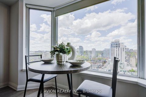 Photo 4 at 1920 - 155 Yorkville Avenue, Annex, Toronto